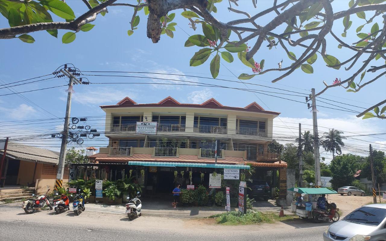 P & T Hostel Bang Rak Beach  Extérieur photo